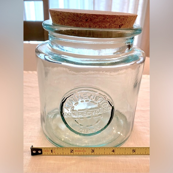 (2) Jars with Cork Lids. - Picture 6 of 8